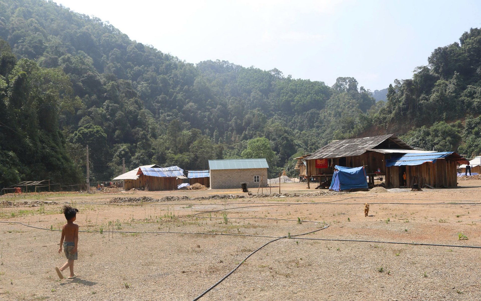 ກາວບັ່ງ: ຊີວິດໃໝ່ຢູ່ເຂດຕັ້ງຖິ່ນຖານຄົງທີ່ຄືນໃໝ່ ນ້ຳຢ້າງ